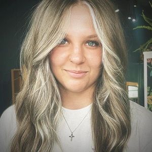 Meet your Posher, Joyce